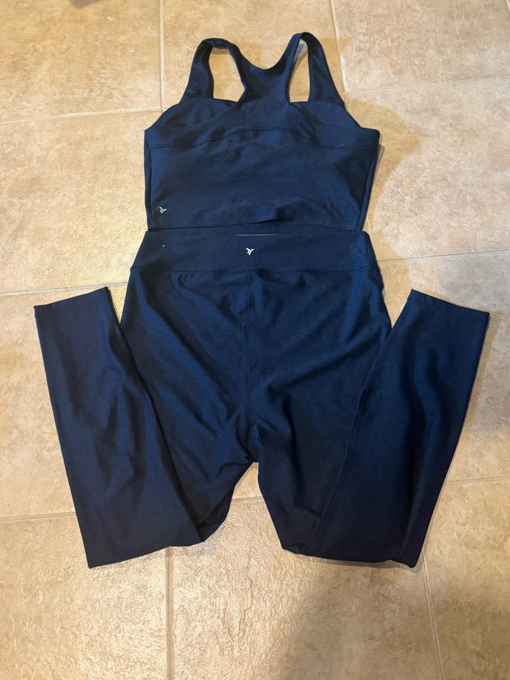 Old Navy NAVY Athleisure SET (sports bra + leggings)
